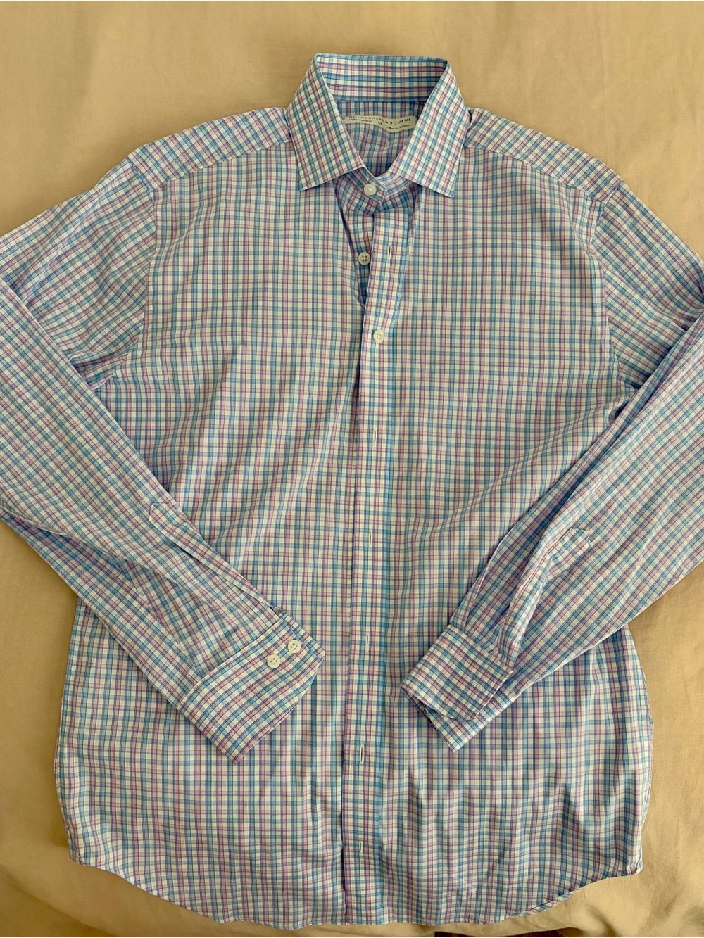 Holderness & Bourne Men's Long-Sleeve Plaid Dress Shirt in Light Blue & Pink